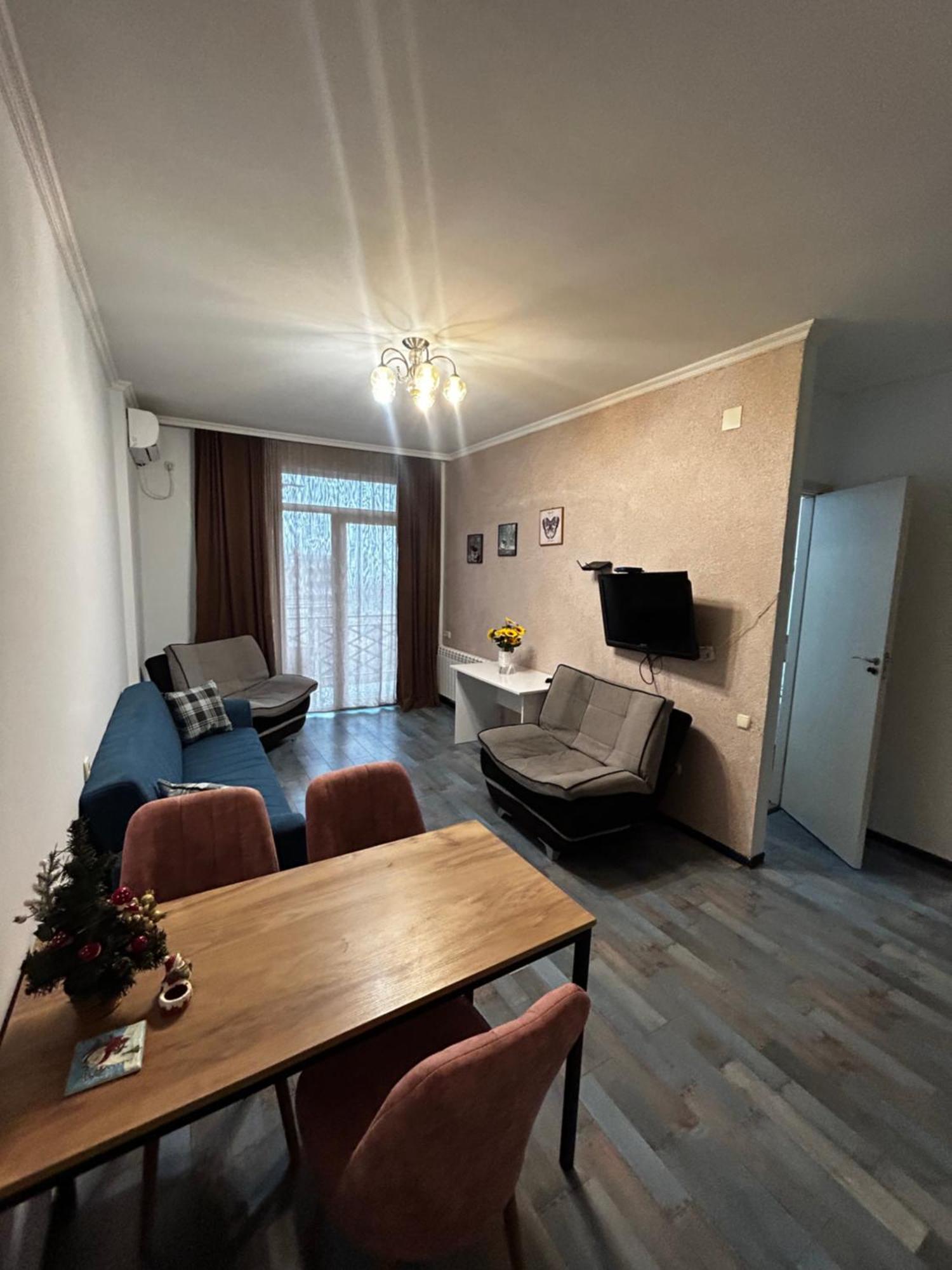 Мой Дом Apartment Batumi Exterior photo